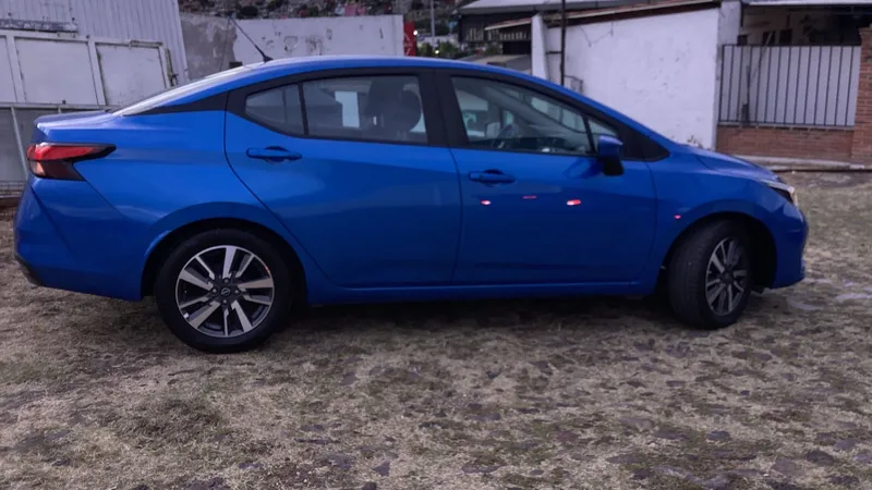 Nissan Versa 2023