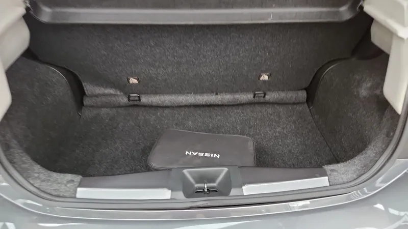 Nissan March 2024