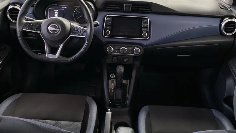 Nissan Versa 2023