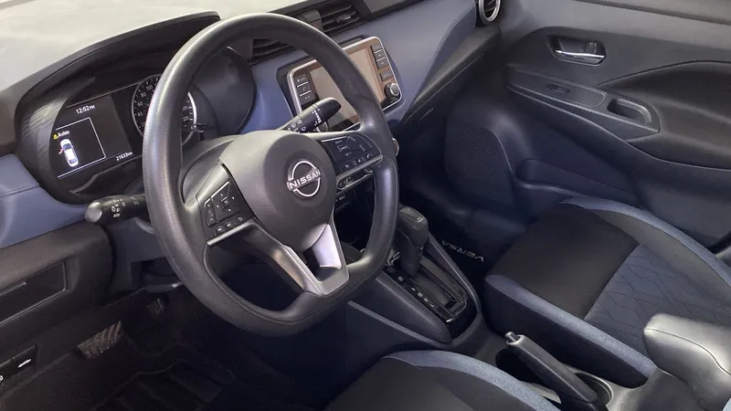 Nissan Versa 2023