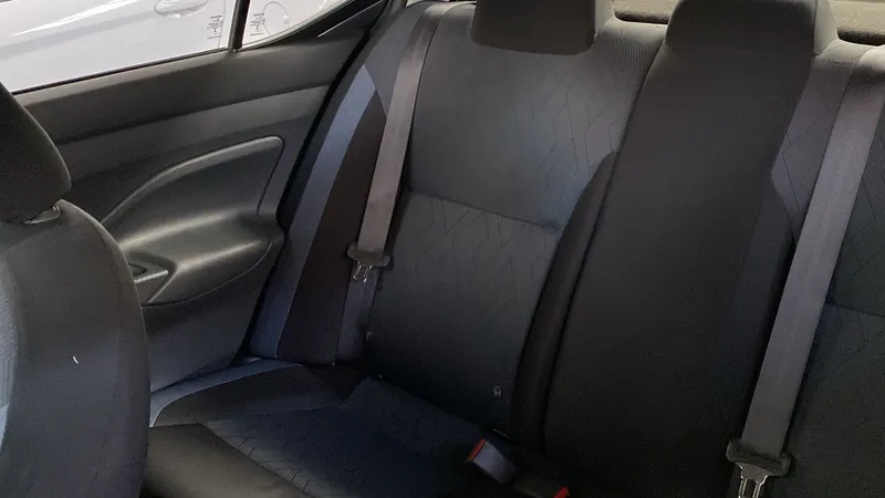Nissan Versa 2023