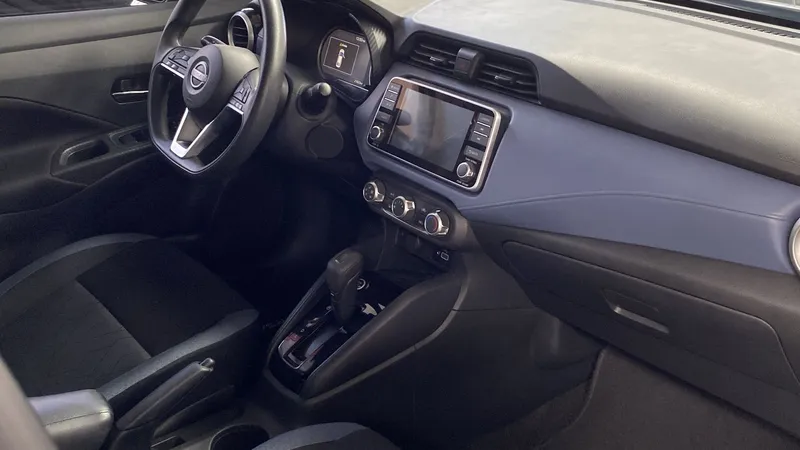Nissan Versa 2023