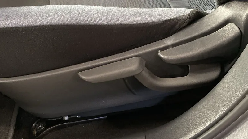 Nissan Versa 2023