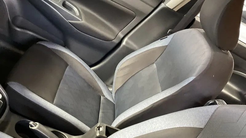 Nissan Versa 2023