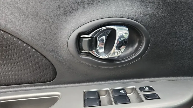 Nissan March 2018