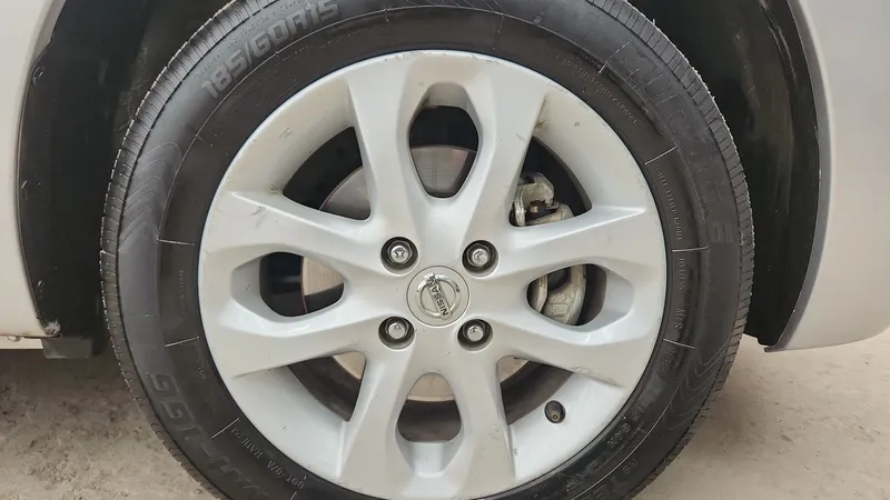 Nissan March 2018