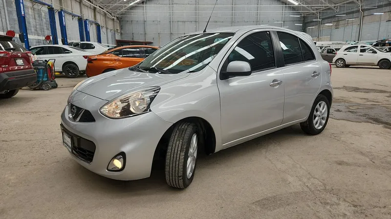 Nissan March 2018