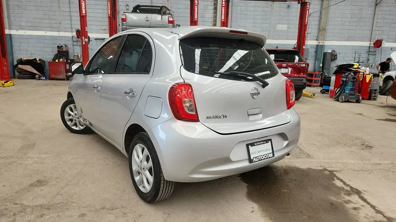 Nissan March 2018