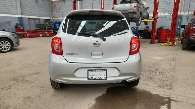 Nissan March 2018