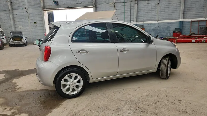 Nissan March 2018