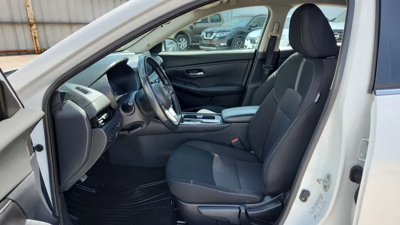 Nissan Sentra 2023