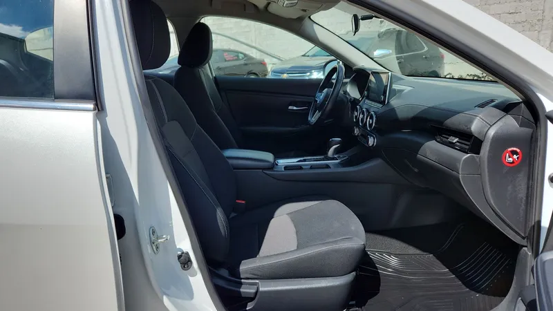 Nissan Sentra 2023