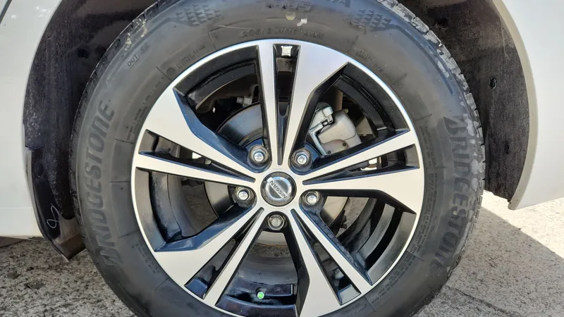 Nissan Sentra 2023