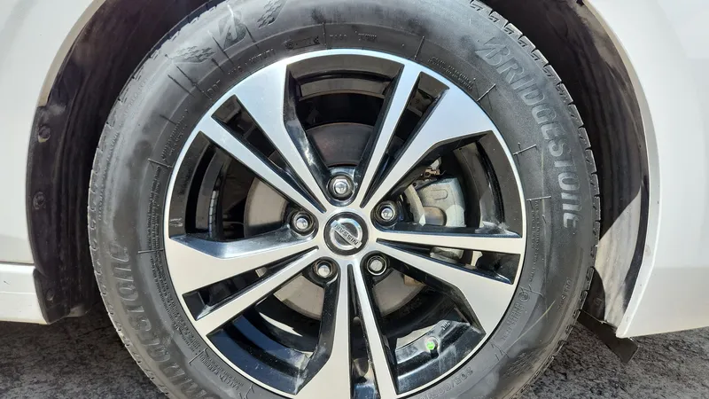 Nissan Sentra 2023
