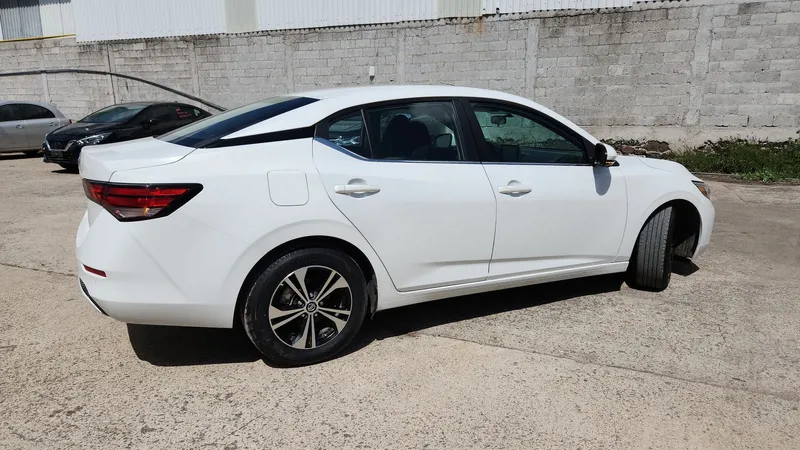 Nissan Sentra 2023