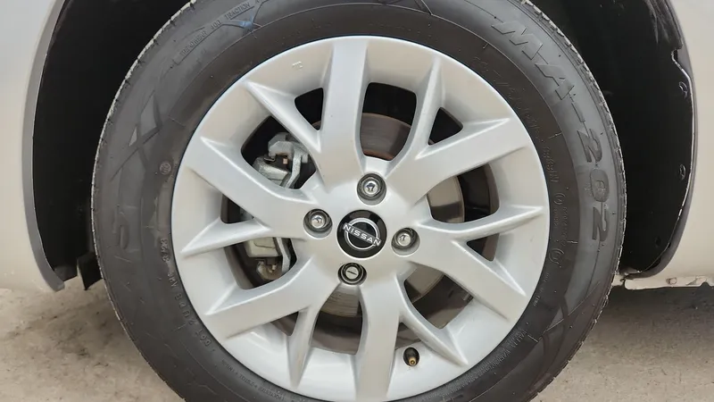 Nissan V-drive 2023