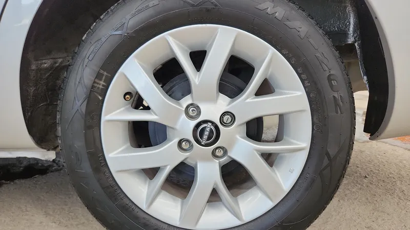 Nissan V-drive 2023