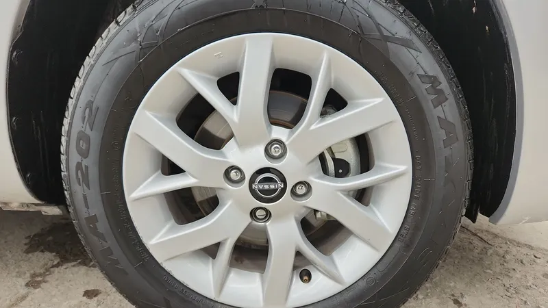 Nissan V-drive 2023