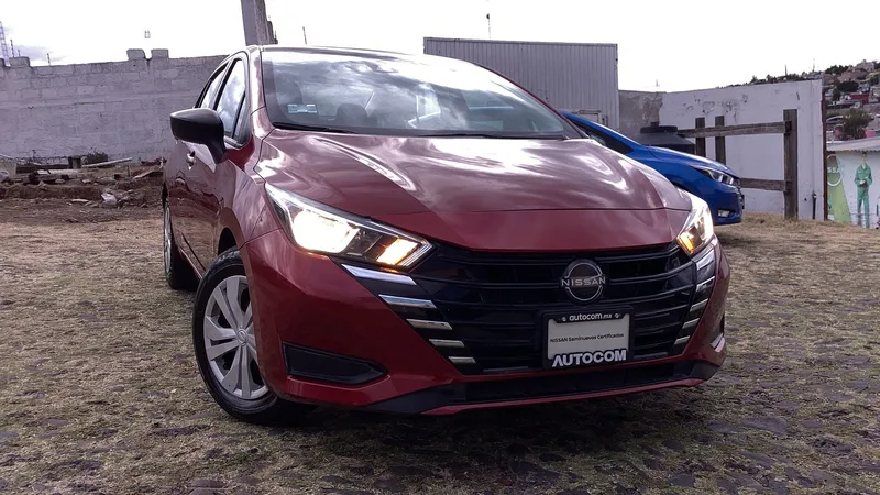 Nissan Versa 2023