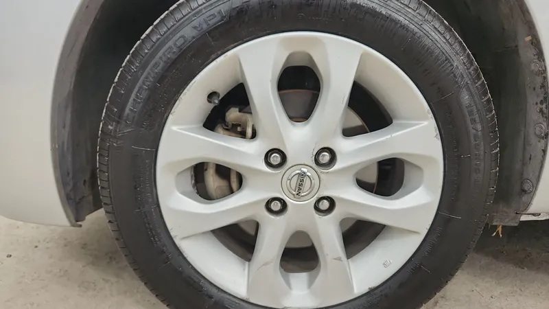 Nissan March 2020