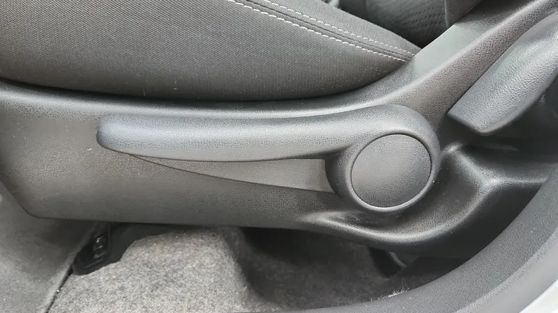 Nissan March 2020