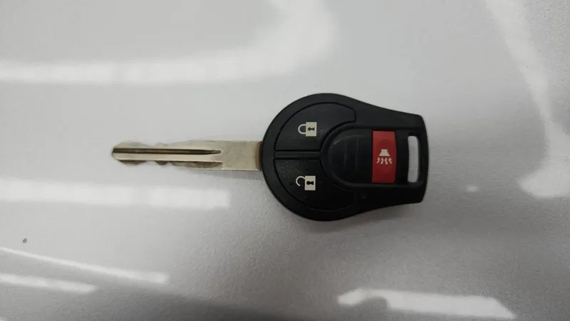Nissan March 2020