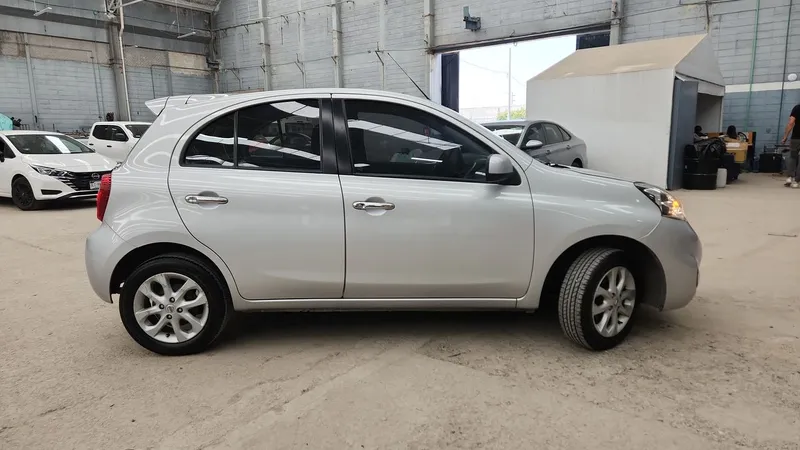 Nissan March 2020