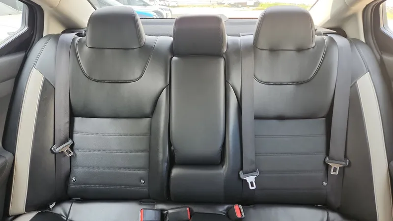 Nissan Versa 2021