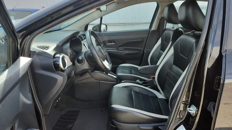 Nissan Versa 2021