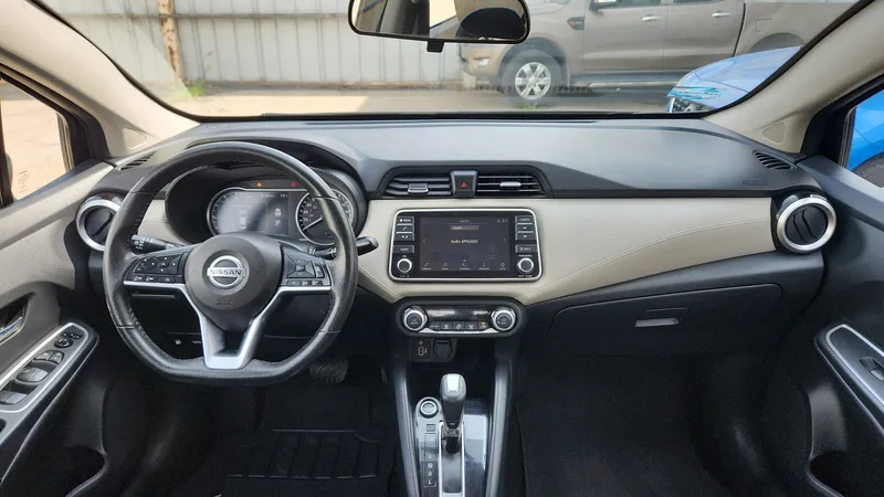 Nissan Versa 2021