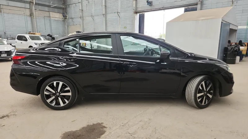 Nissan Versa 2021