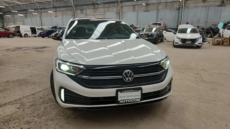 Volkswagen Jetta 2023
