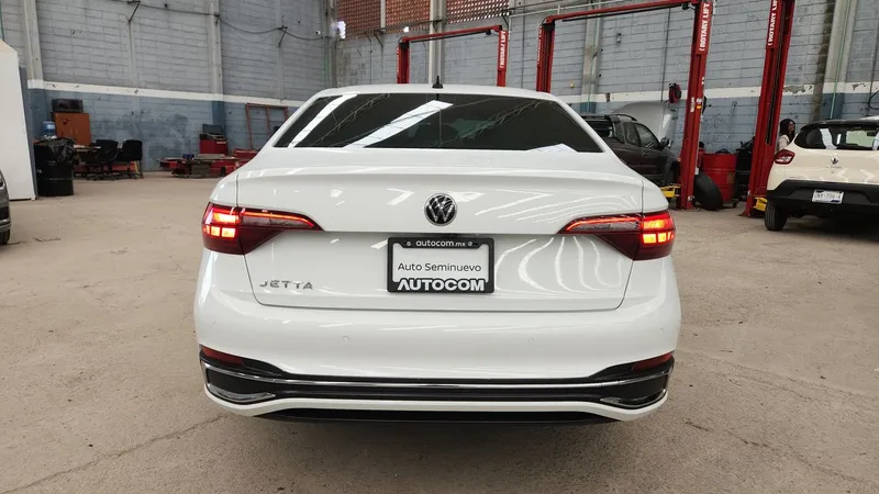 Volkswagen Jetta 2023