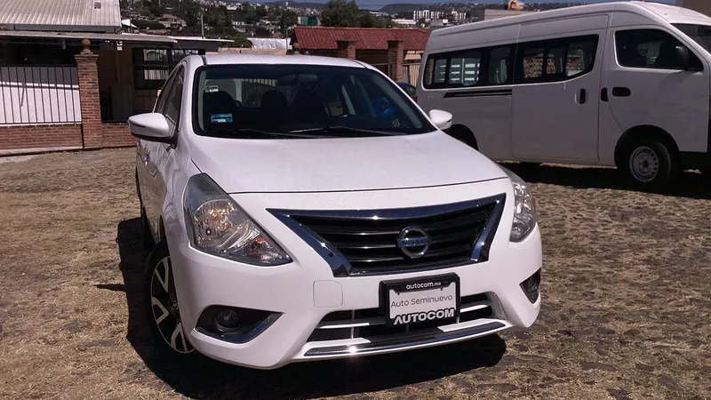 Nissan Versa 2017