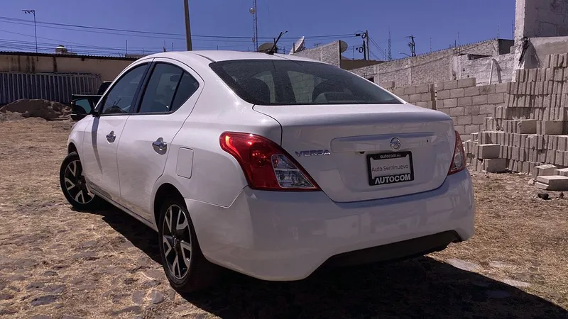 Nissan Versa 2017