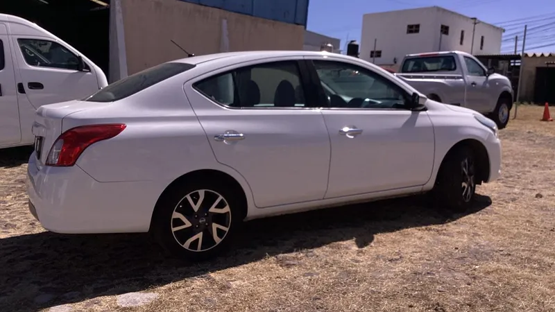 Nissan Versa 2017