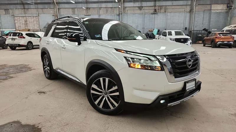 Nissan Pathfinder 2023