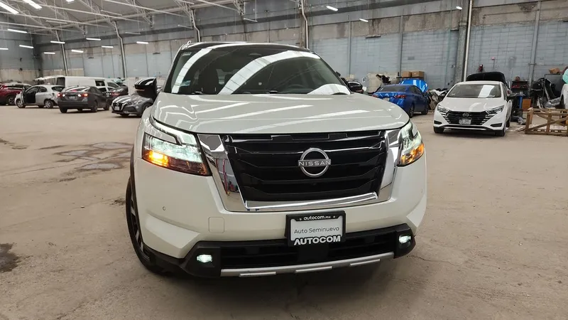 Nissan Pathfinder 2023