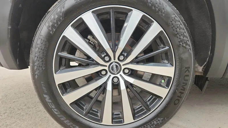 Nissan Pathfinder 2023