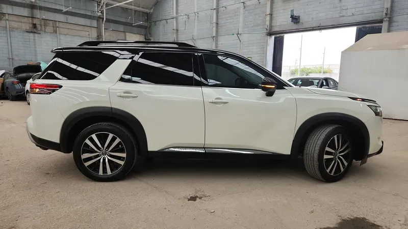 Nissan Pathfinder 2023