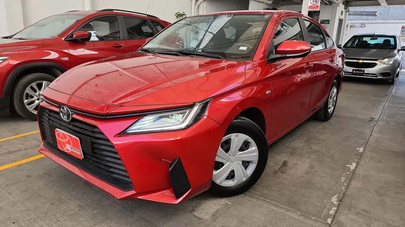 Toyota Yaris 2024