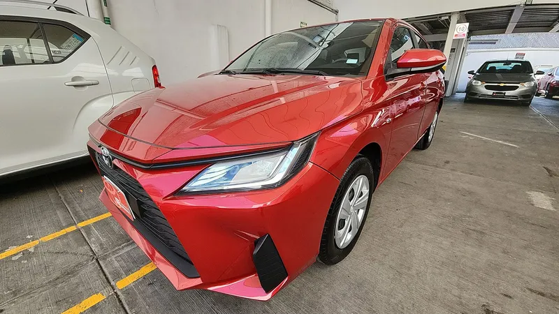 Toyota Yaris 2024