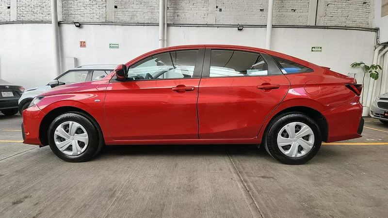 Toyota Yaris 2024