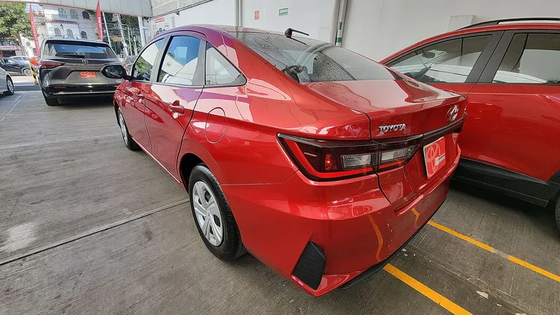 Toyota Yaris 2024
