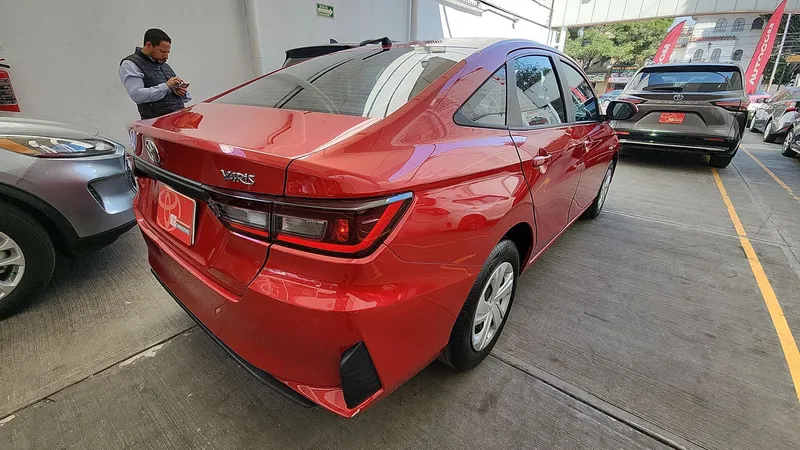 Toyota Yaris 2024