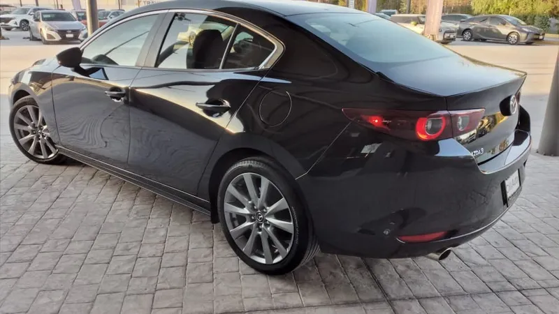 Mazda Mazda 3 2023