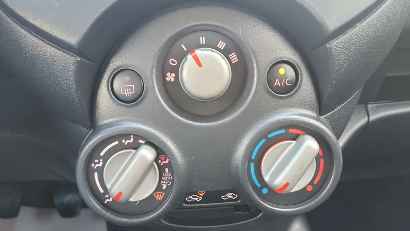 Nissan V-drive 2020