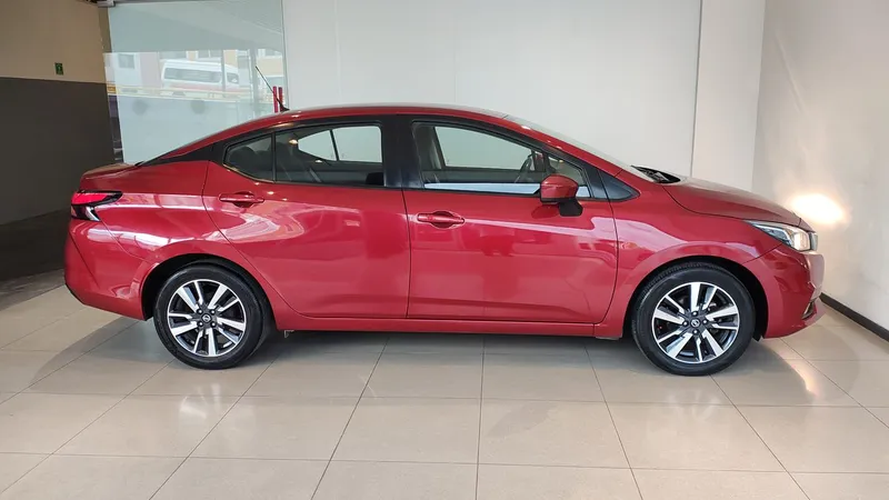Nissan Versa 2022