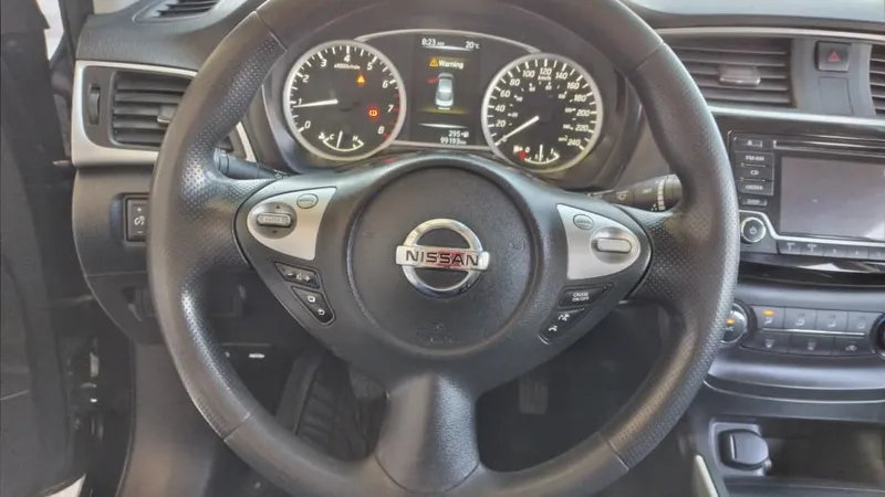 Nissan Sentra 2019