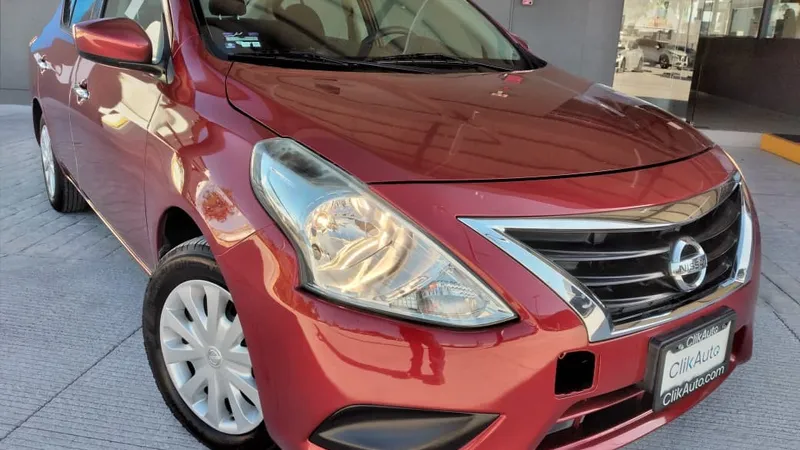 Nissan Versa 2018